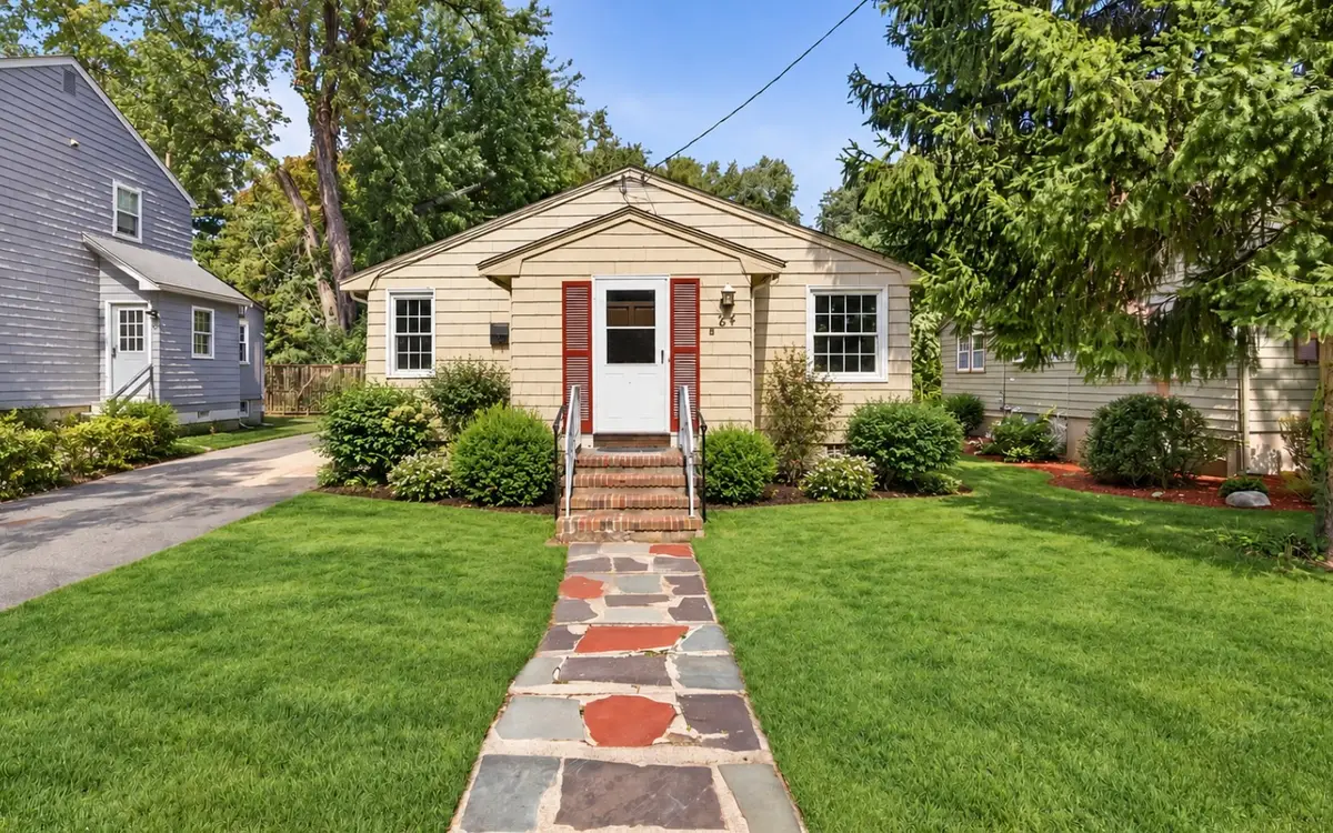 24 Grapevine Ave, Lexington, MA 02421 - #1