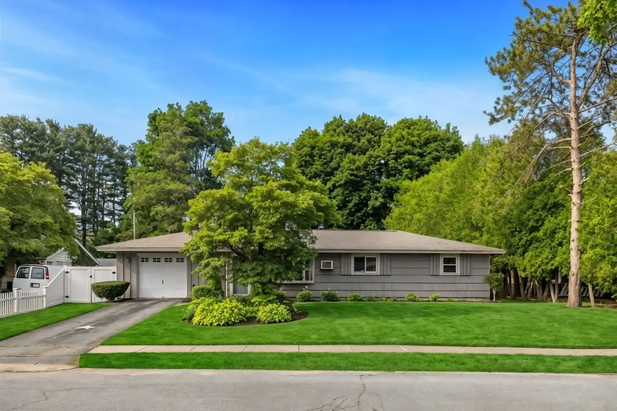 19 Amherst Road, Beverly, MA 01915 - #1