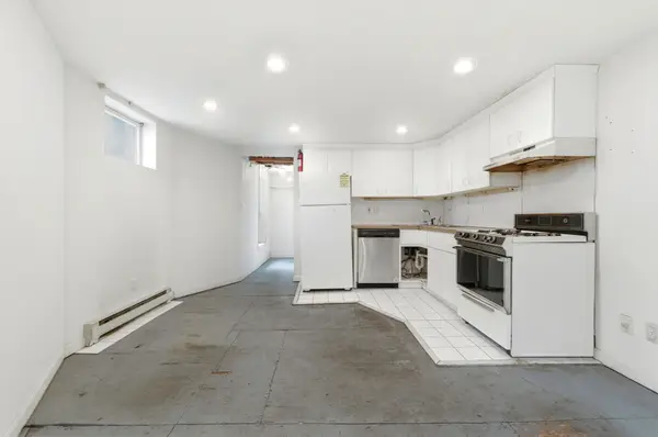 29-31 Washburn Ave #1B, Cambridge, MA 02140