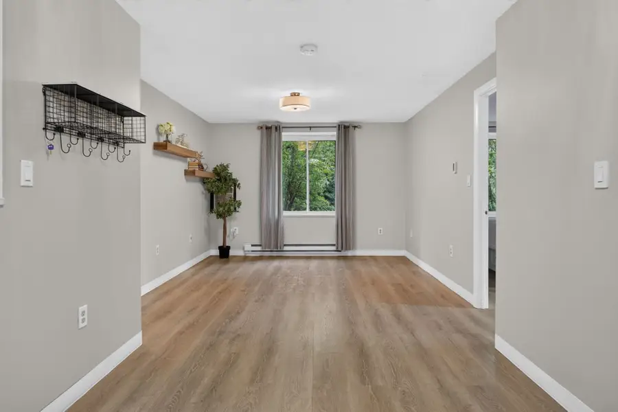 61 Wright #105, Stoneham, MA 02180 - #3