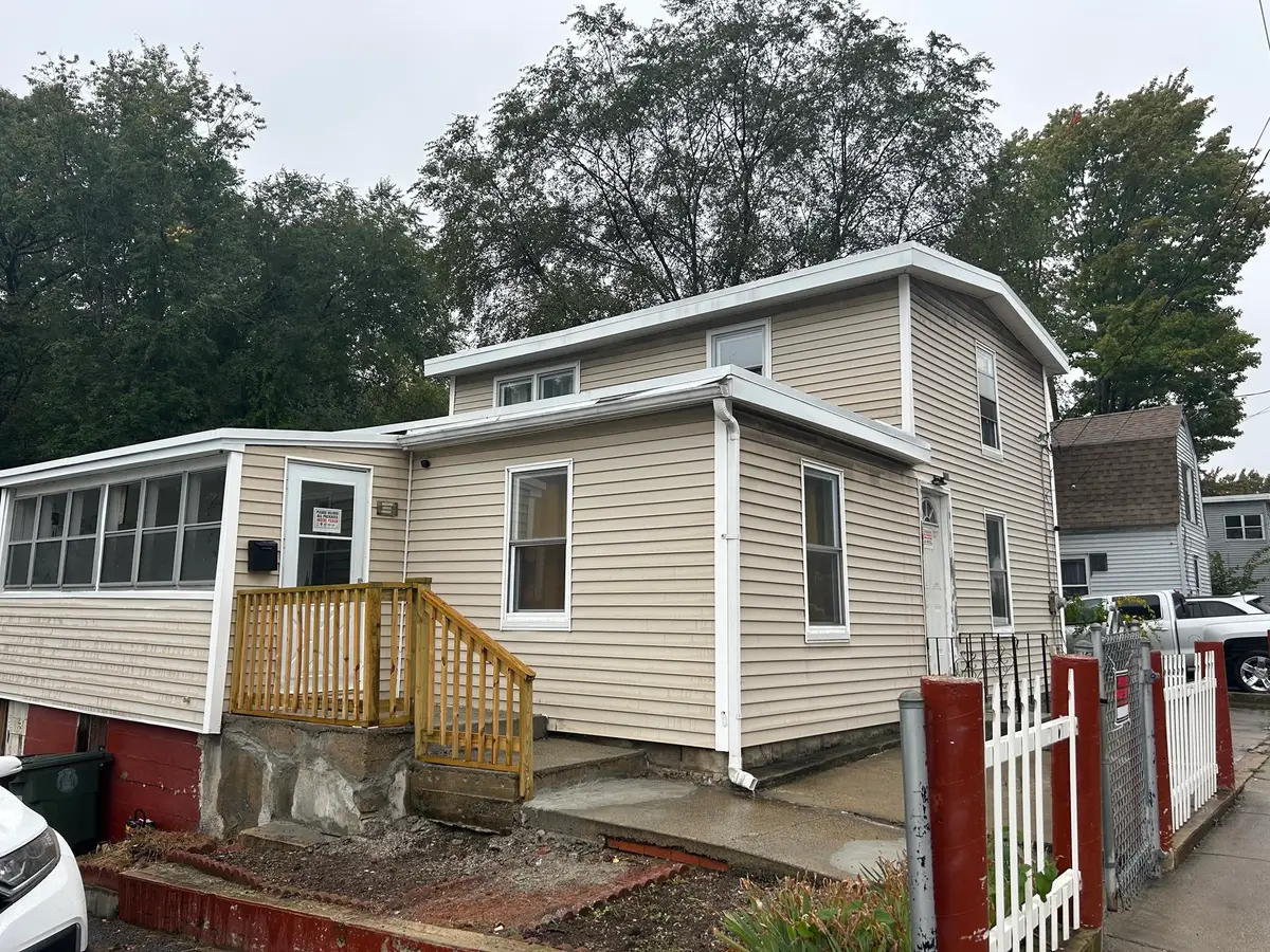 397 Mechanic St, Leominster, MA 01453 - #1