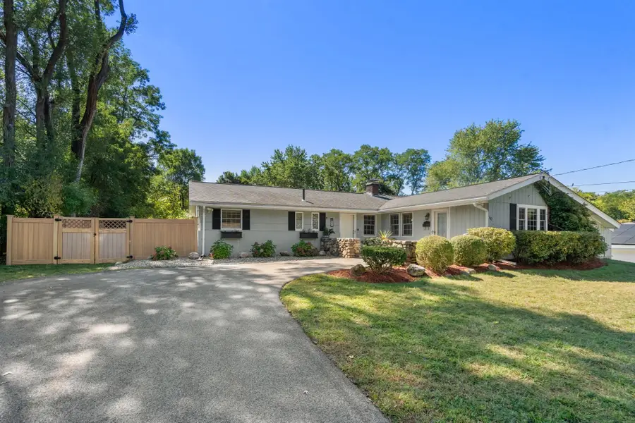 60 Eaton Rd, Framingham, MA 01701 - #2