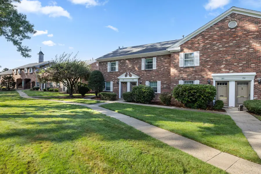 202 Windsor Drive #202, Framingham, MA 01701 - #2