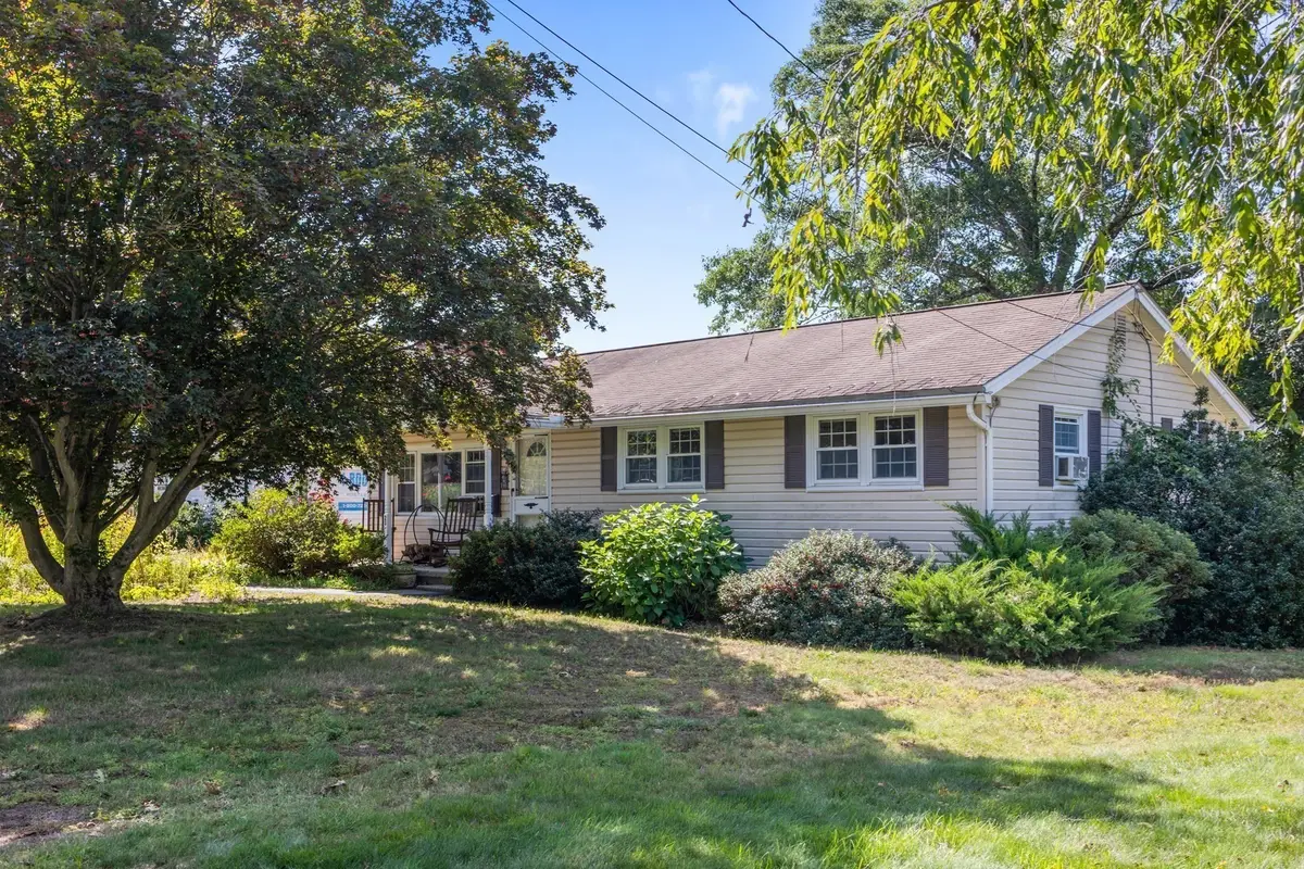 23 Pearson St, Chelmsford, MA 01824 - #1