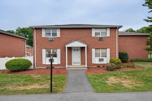 156 Kingston St #156, North Andover, MA 01845
