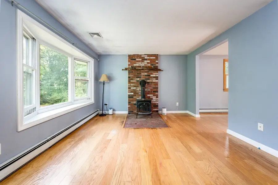 666 Boxberry Hill Rd, Falmouth, MA 02536 - #3