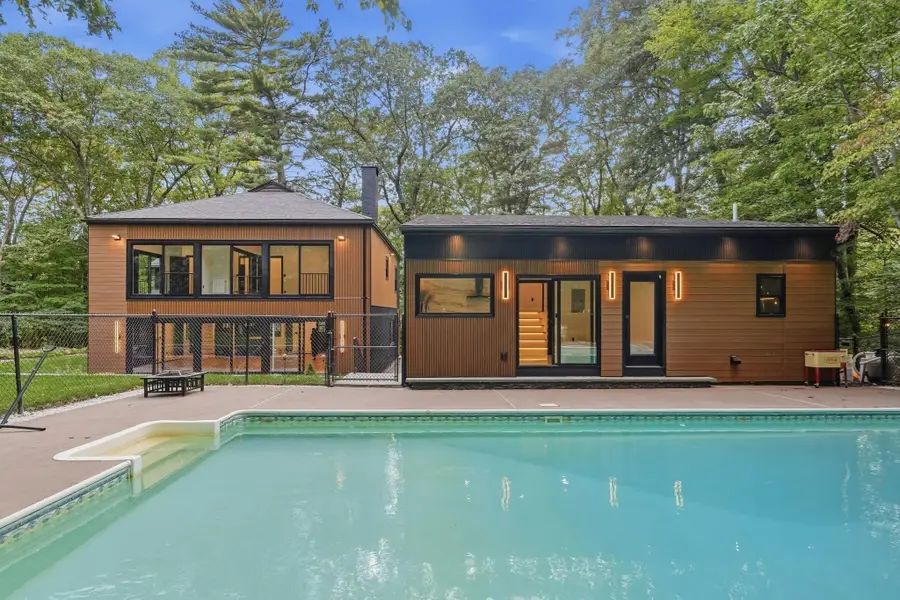 641 Grove St, Framingham, MA 01701 - #3