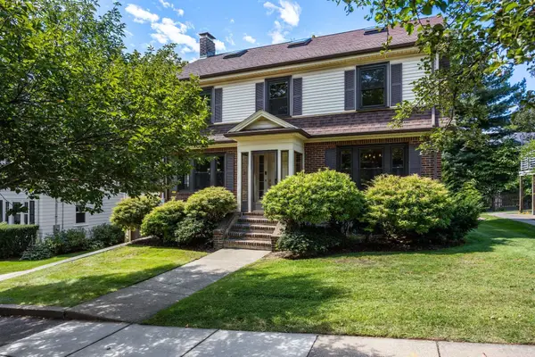 25 Lovell Rd, Watertown, MA 02472