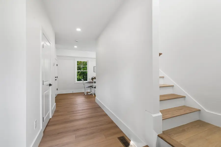 126 Maple St, West Boylston, MA 01583 - #3