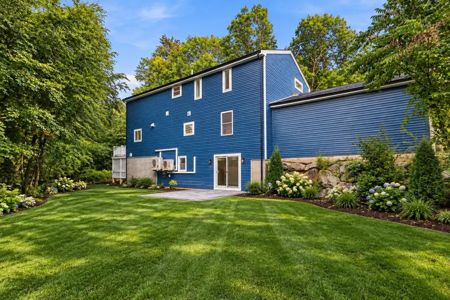 11 Wilson St, Hopkinton, MA 01748 - #2
