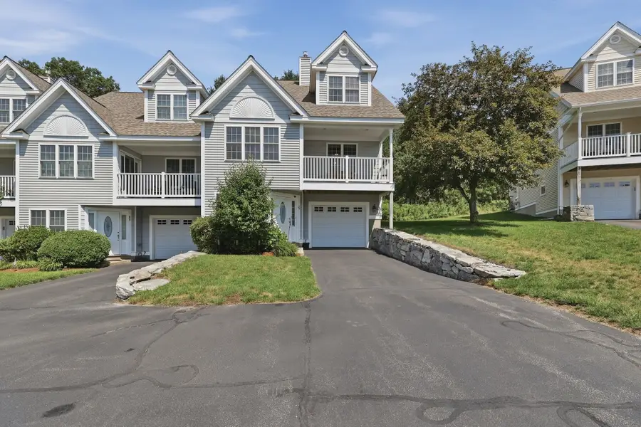 90 Carrington Ln #90, Uxbridge, MA 01569 - #2