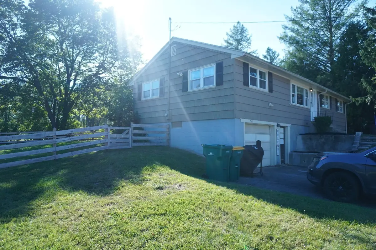 268 Sterling St, Lancaster, MA 01523 - #1
