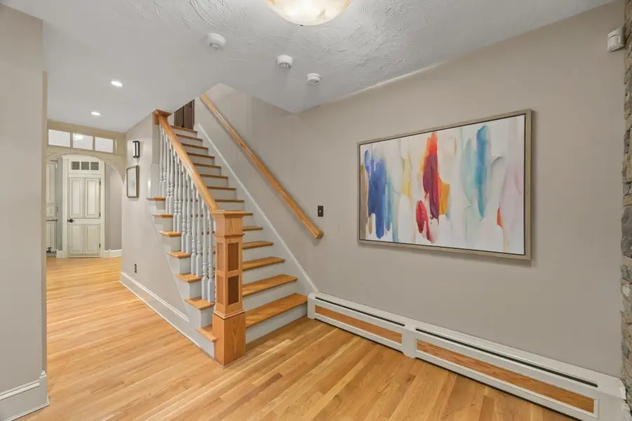 9 Cranbrook Rd, Shrewsbury, MA 01545 - #3