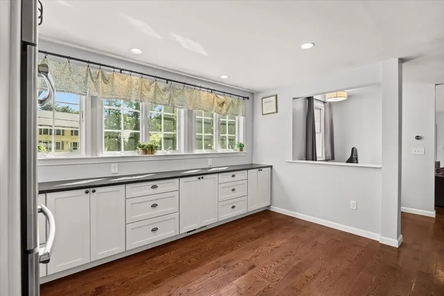 38 Fruit St, Mansfield, MA 02048 - #3
