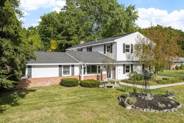 4 Derringer Rd, Chelmsford, MA 01824