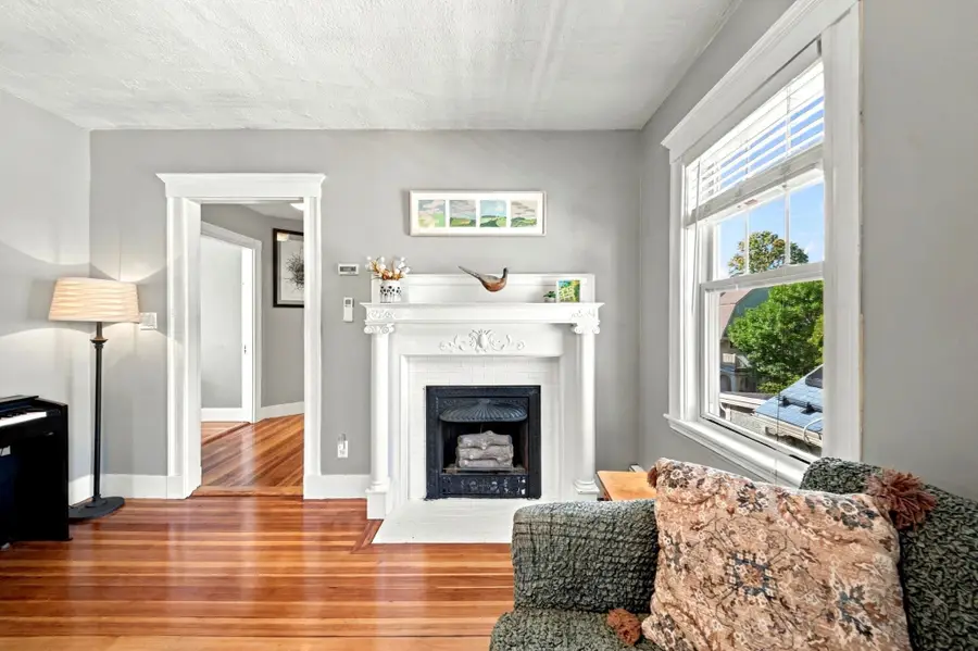 61 Dartmouth St #3, Belmont, MA 02478 - #3