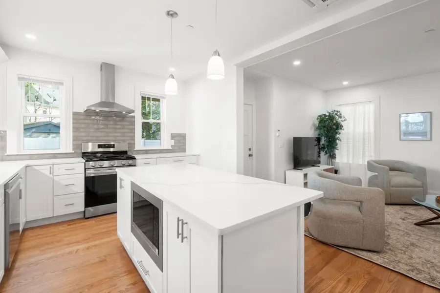 8 Brookside Ave #1, Boston, MA 02130 - #3