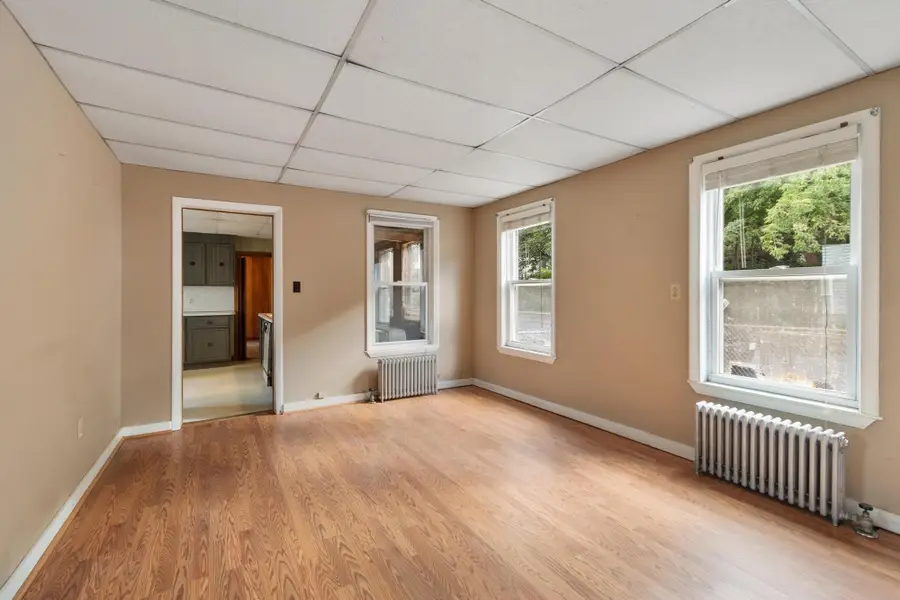 352 Stackpole Street, Lowell, MA 01852 - #3