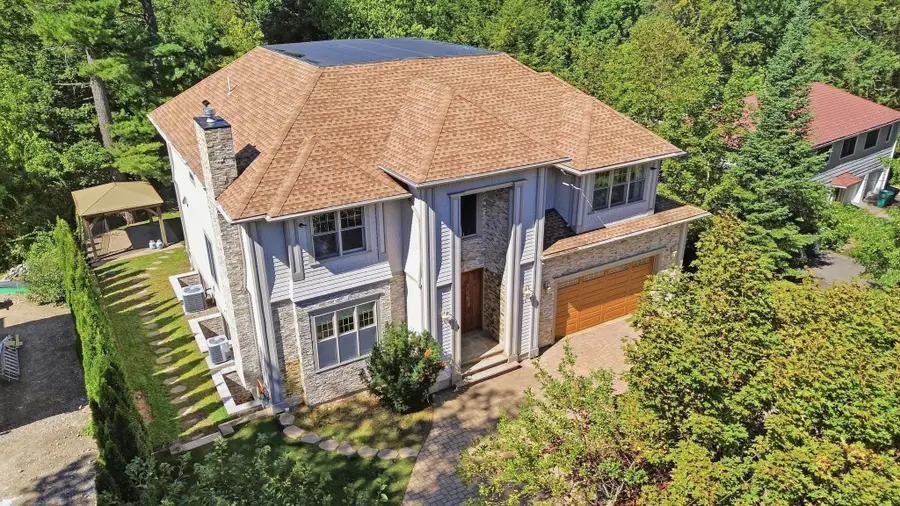 80 High Rock Ter, Newton, MA 02467 - #2