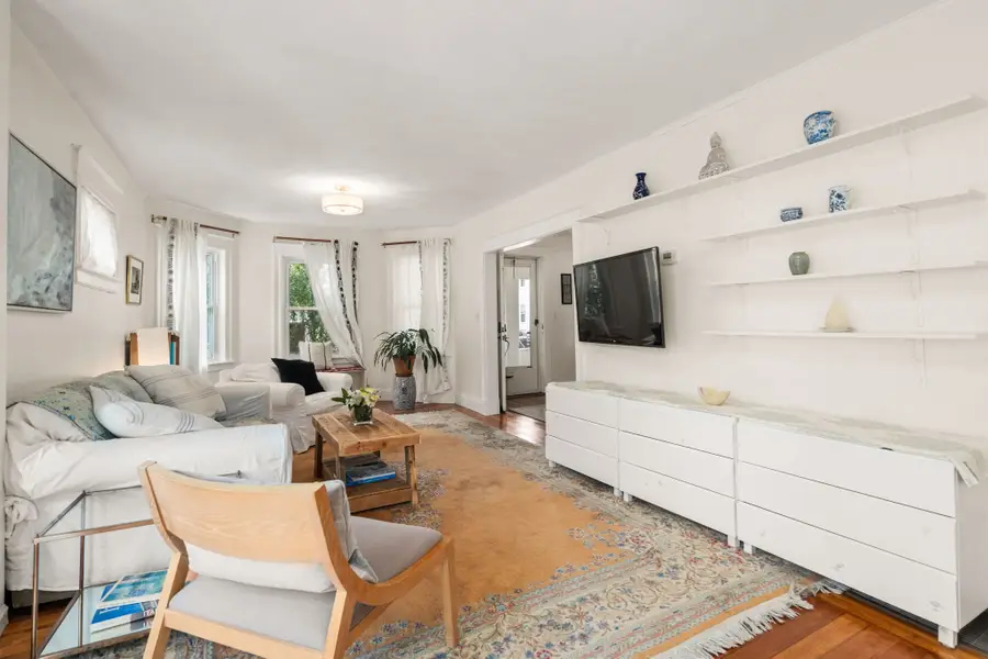 23 Walnut St #23, Belmont, MA 02478 - #3