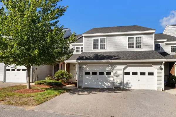 95 Green Briar Rd #95, Fitchburg, MA 01420