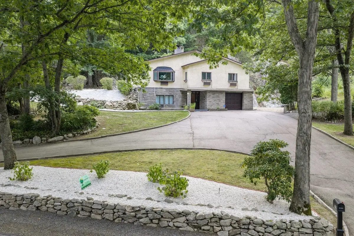 190 Hawes St, Wrentham, MA 02093 - #1