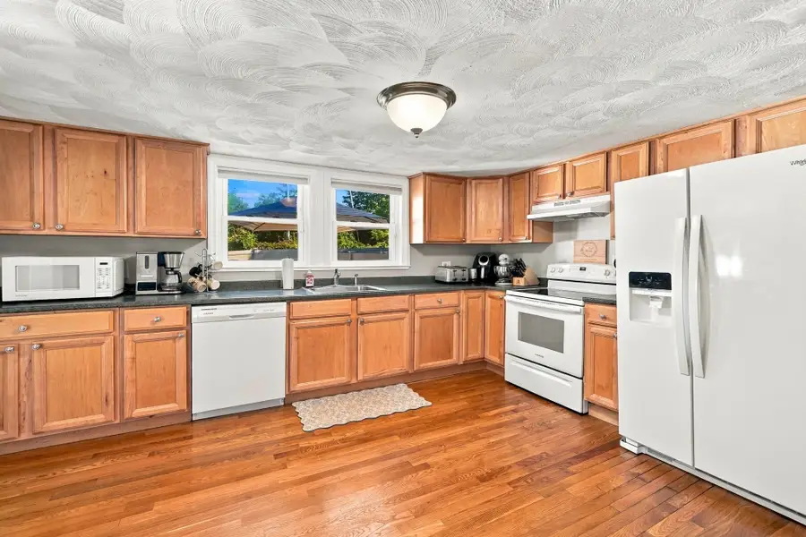 10-12 Harkaway Rd #10, North Andover, MA 01845 - #3