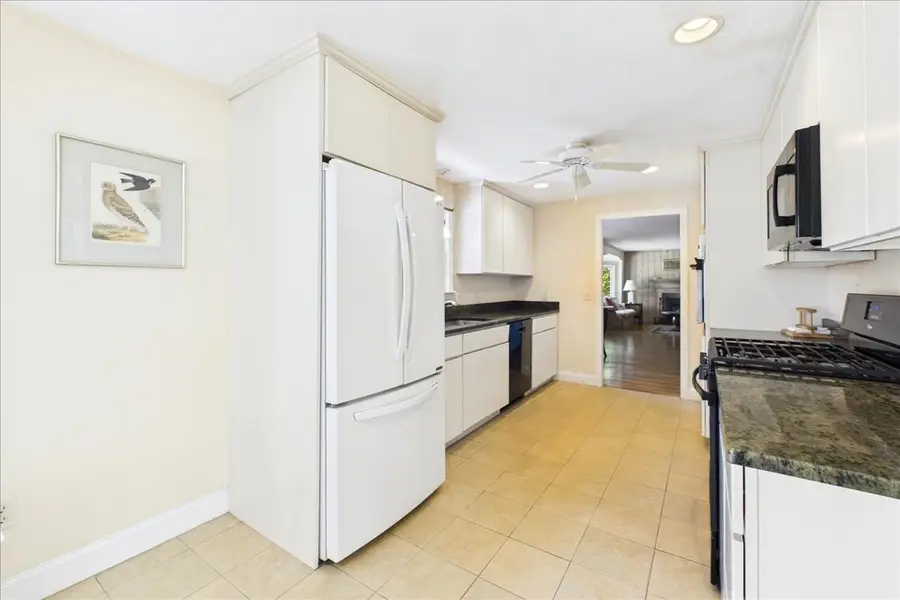 458 Essex Street, Weymouth, MA 02188 - #3