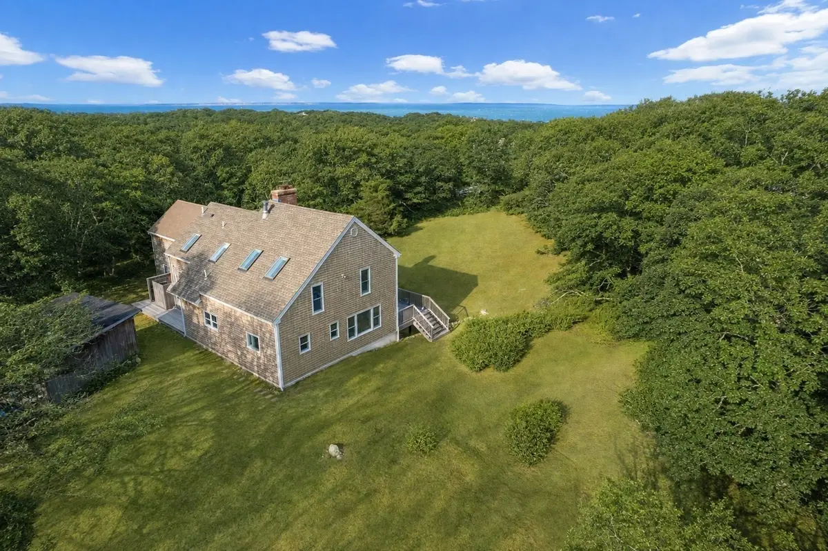 8 Jeffers Way, Aquinnah, MA 02535 - #1