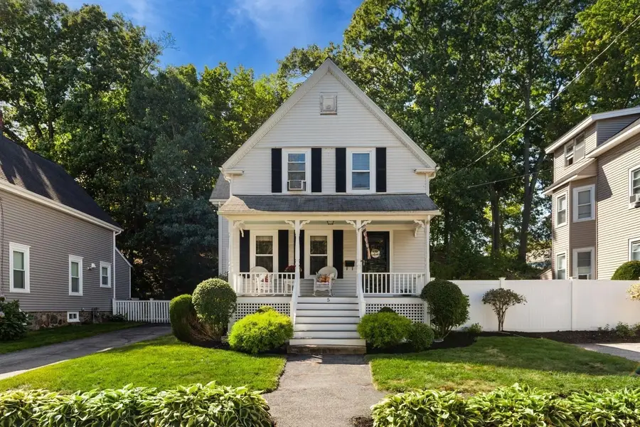 5 Walnut St, Wakefield, MA 01880 - #3