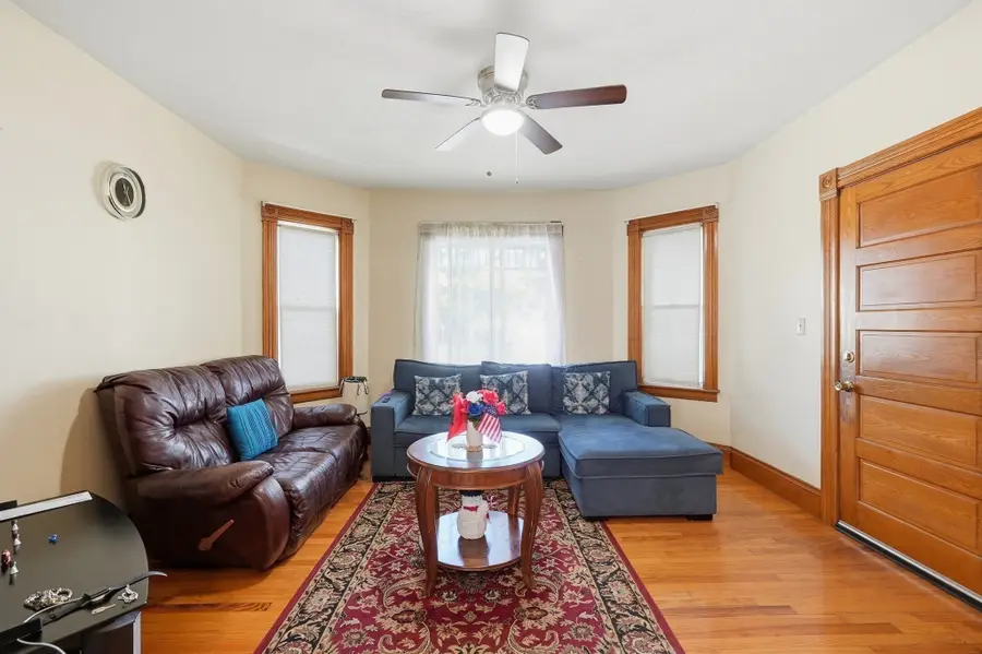 15 Maple Tree Ln, Worcester, MA 01602 - #2