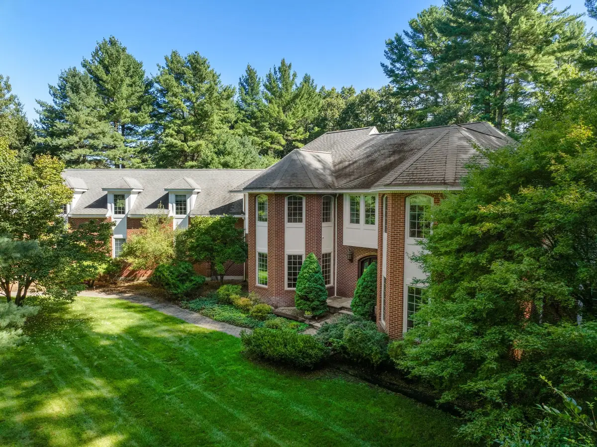 24 Davis Rd, Carlisle, MA 01741 - #1