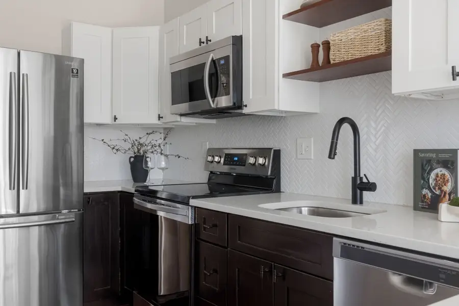 256 Bremen St #2, Boston, MA 02128 - #3