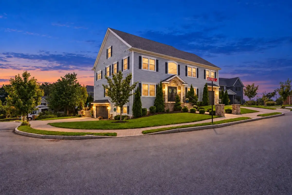 2 Oneil Way, Saugus, MA 01906 - #1