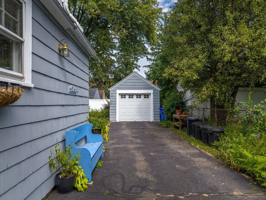 793 Allen St, Springfield, MA 01118 - #3