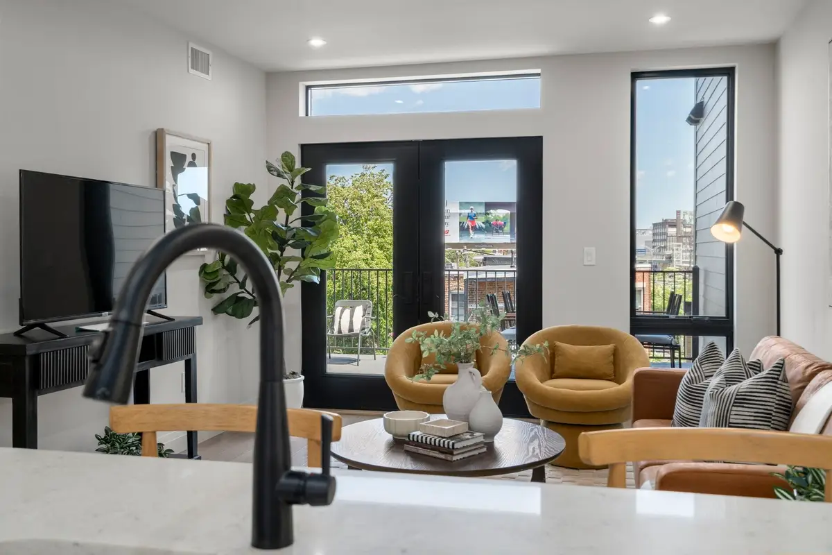 100 Lincoln Street #301, Boston, MA 02135 - #1