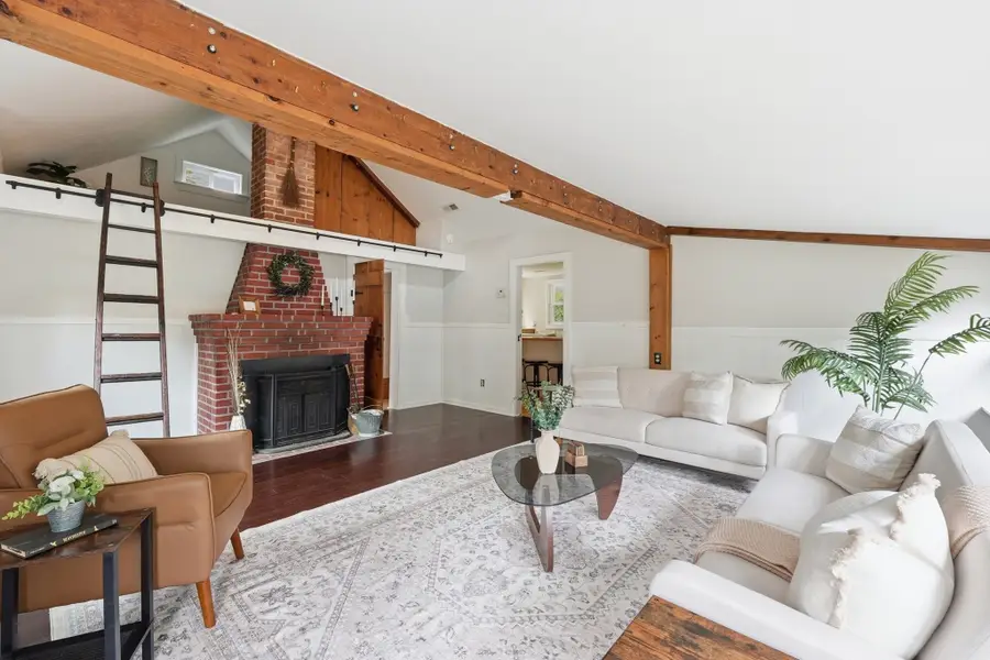 3R Calvin St, Ayer, MA 01432 - #2