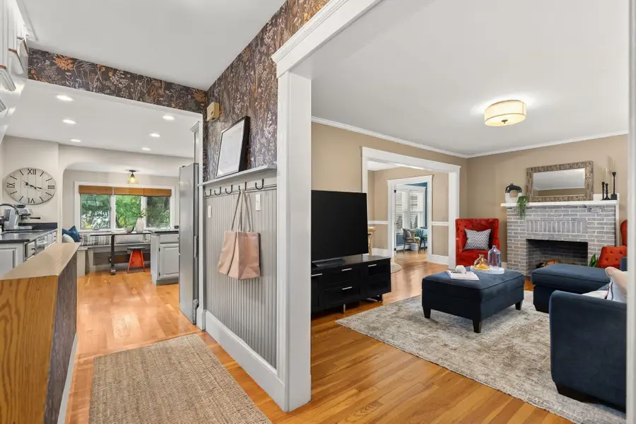 29 Woburn Street, Medford, MA 02155 - #3