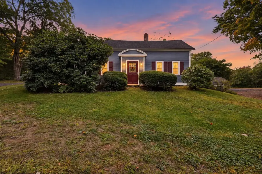70 Old Princeton Rd, Hubbardston, MA 01452 - #2