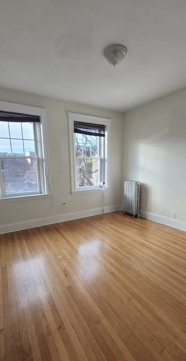 1564 Commonwealth Ave #16, Boston, MA 02135