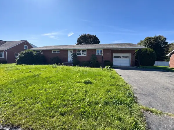 50 Van Horn St, Chicopee, MA 01013