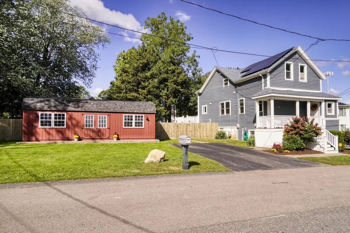 35 Nightingale St, Fall River, MA 02721 - #1