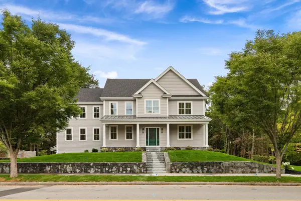 472 Summer Avenue, Reading, MA 01867