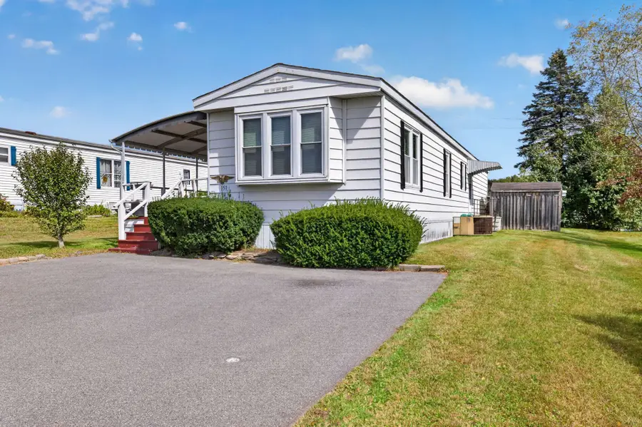 151 Easy St, Raynham, MA 02767 - #2
