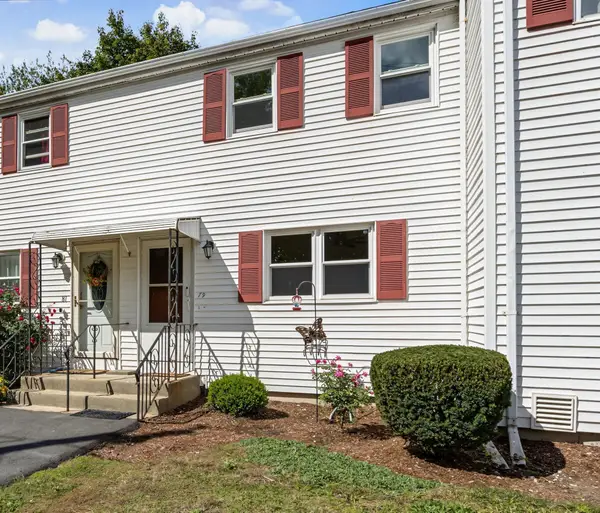 79 Arnold Ave #79, Lowell, MA 01852