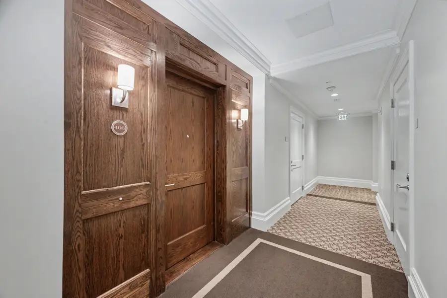 580 Washington St #406, Wellesley, MA 02482 - #2