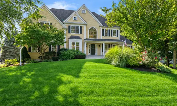 Eleven Tappan Wy, Lynnfield, MA 01940