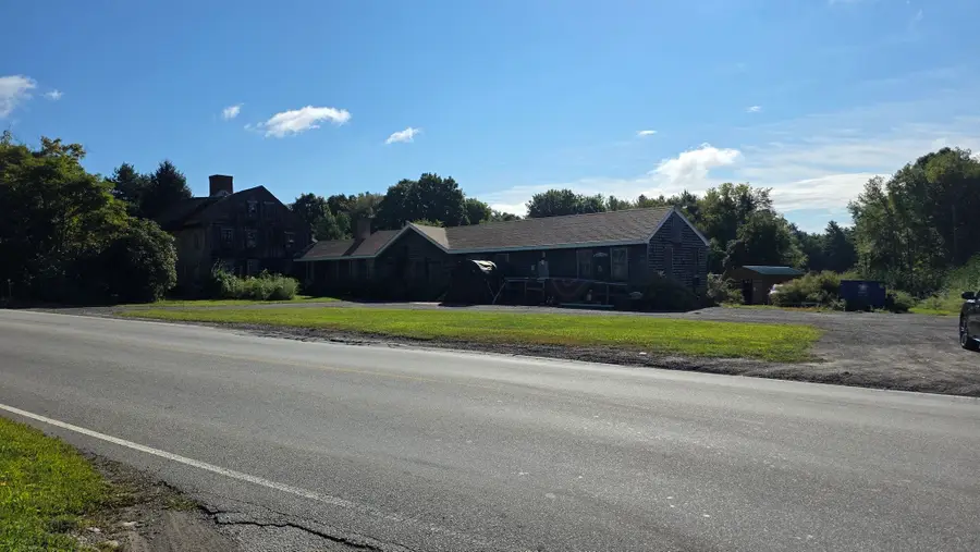 33 Myricks St, Lakeville, MA 02347 - #3