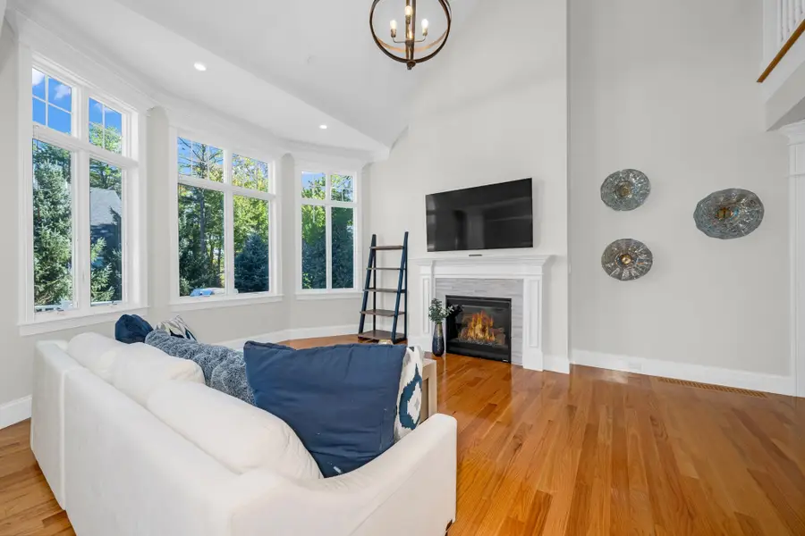10 Robert Dr #10, Andover, MA 01810 - #2
