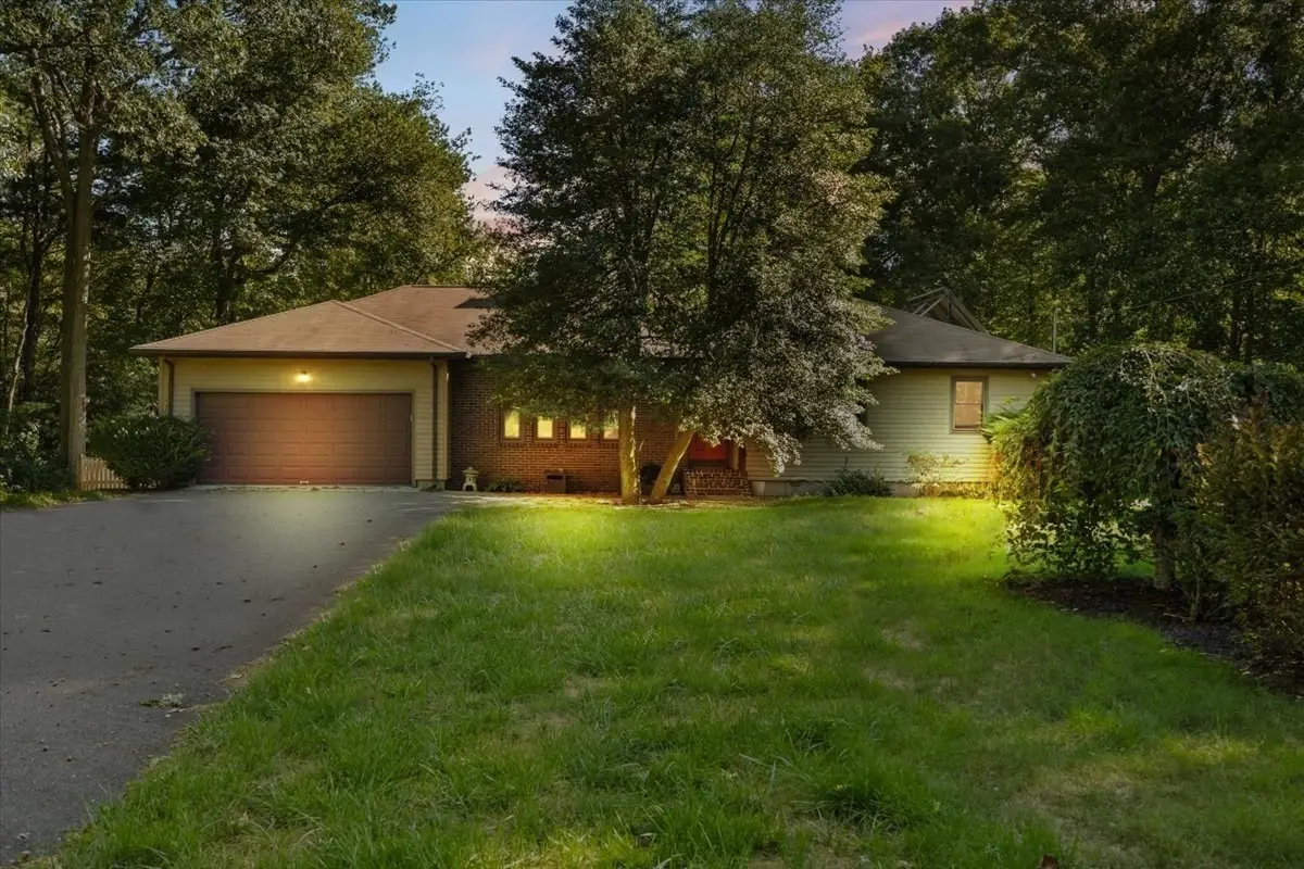 95 Christopher Cr, Westport, MA 02790 - #1
